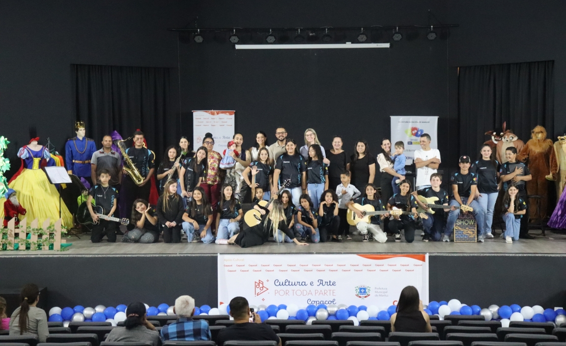 Copacol faz entrega oficial de instrumentos e outros para cultura de Mariluz 