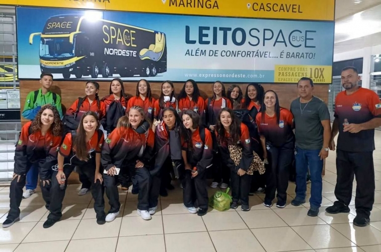  Boa viagem e boa sorte para nossas atletas de Handebol