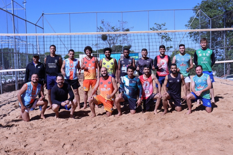 No feriado de Tiradentes foi realizado em Mariluz o 1º Torneio Municipal da Amizade de Futevôlei