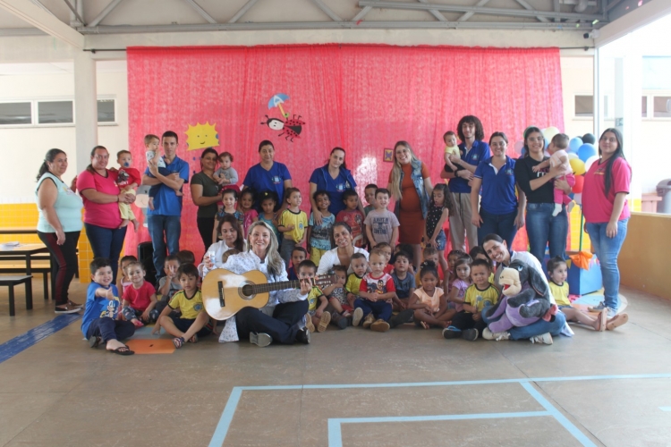 Programa Saúde nas Escolas visita CMEIs e faz orientações sobre a saúde bucal 