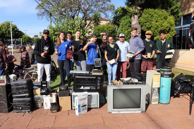 A Divisão de Meio Ambiente de Mariluz coletou 1 tonelada de resíduos eletrônicos em nossa cidade 