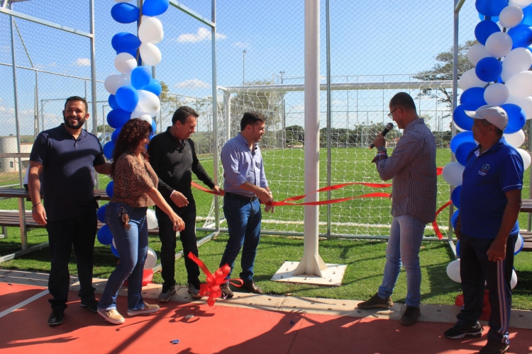 Prefeito Paulinho Alves realizou a inauguração da 