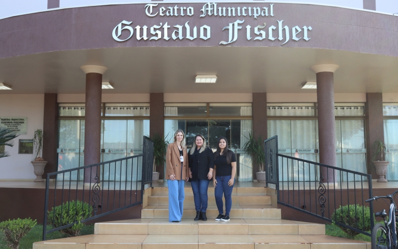 Cultura em Movimento: Mariluz Explora Novos Horizontes em Nova Santa Rosa