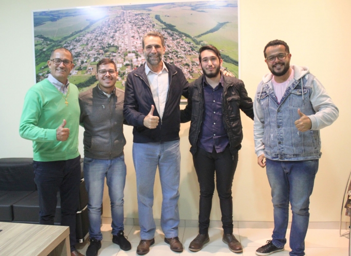 Visita ao gabinete municipal 