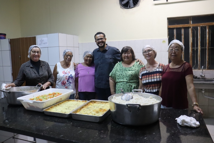 Na noite de quarta-feira (16), foi realizado o tradicional jantar de Dia dos Pais do Clube do Idoso de Mariluz