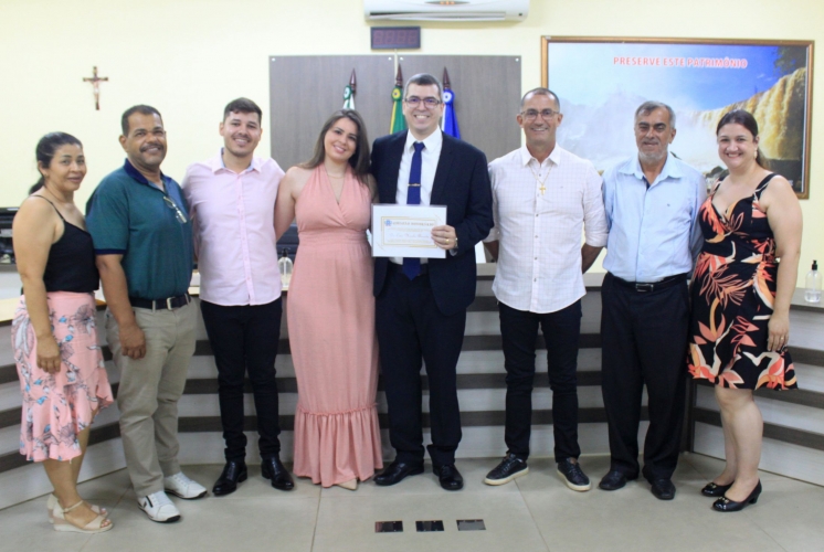 Dr. Caio Murilo de Almeida recebeu homenagens e titulo de Cidadão Honorário de Mariluz 