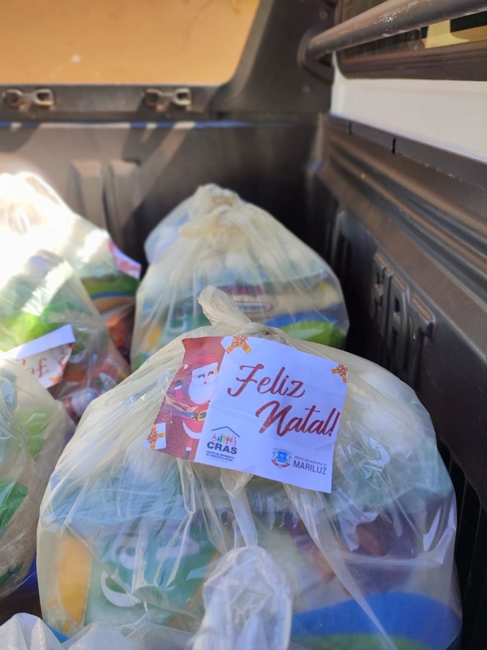 Prefeitura de Mariluz e Secretaria de Assistência Social está entregando cestas natalinas a 200 familias