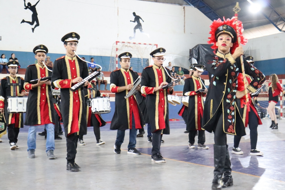 A Divisão Municipal de Cultura com apoio da Prefeitura de Mariluz realizou em nosso município o IX Festival de Bandas e 