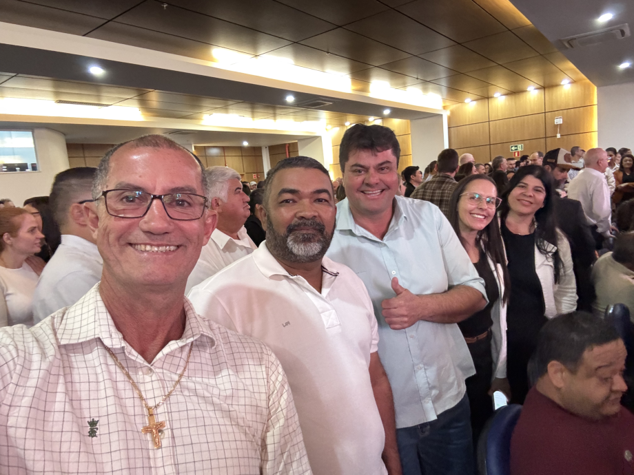 Prefeito e vereadores participam de evento de prestação de contas da Assembleia Legislativa do Paraná em Umuarama 