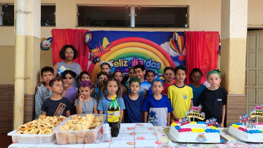 Mês das Crianças é celebrado com muita alegria em Mariluz