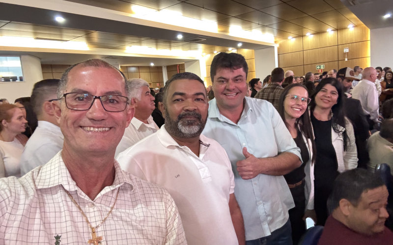 Prefeito e vereadores participam de evento de prestação de contas da Assembleia Legislativa do Paraná em Umuarama 